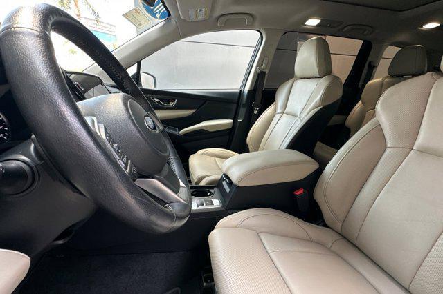 Photo of 2023 Crystal White Pearl Subaru Ascent