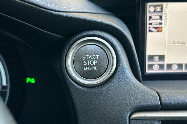 Photo of 2018 Silver Lexus IS 300