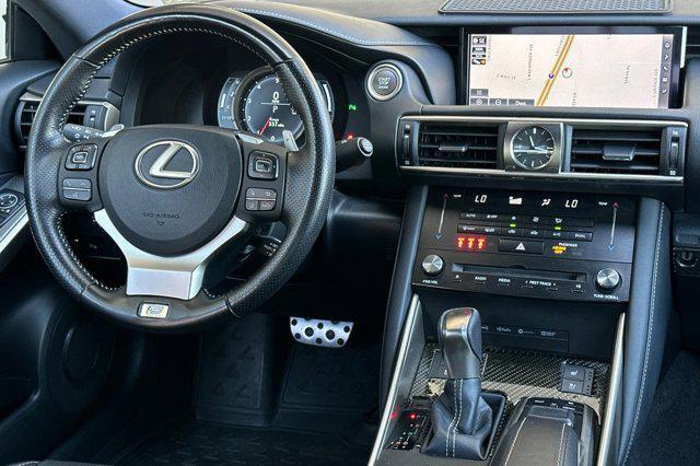 Photo of 2018 Silver Lexus IS 300