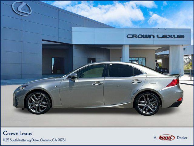 Photo of 2018 Silver Lexus IS 300