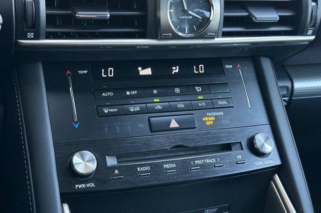 Photo of 2018 Silver Lexus IS 300