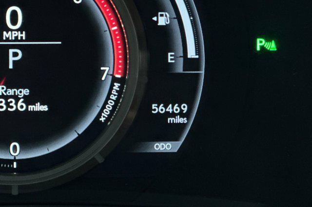 Photo of 2018 Silver Lexus IS 300
