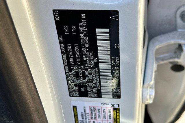 Photo of 2023 Eminent White Pearl Lexus RX 350