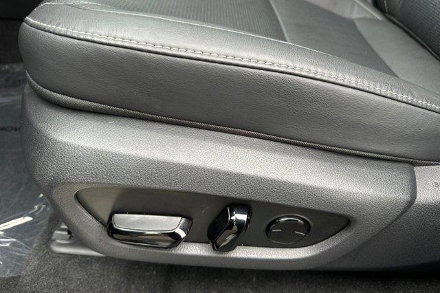 Photo of 2023 Nori Green Pearl Lexus RX 350