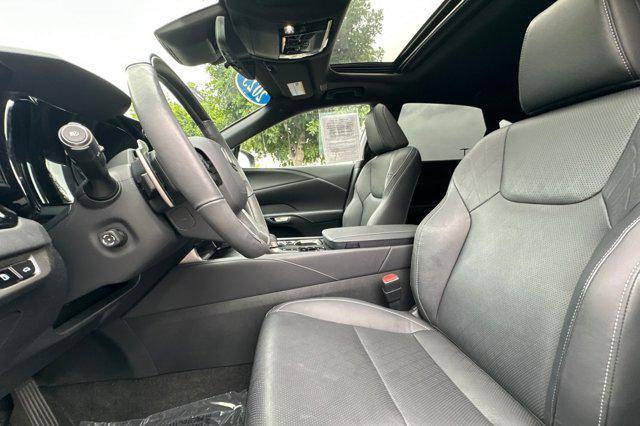 Photo of 2023 Nori Green Pearl Lexus RX 350