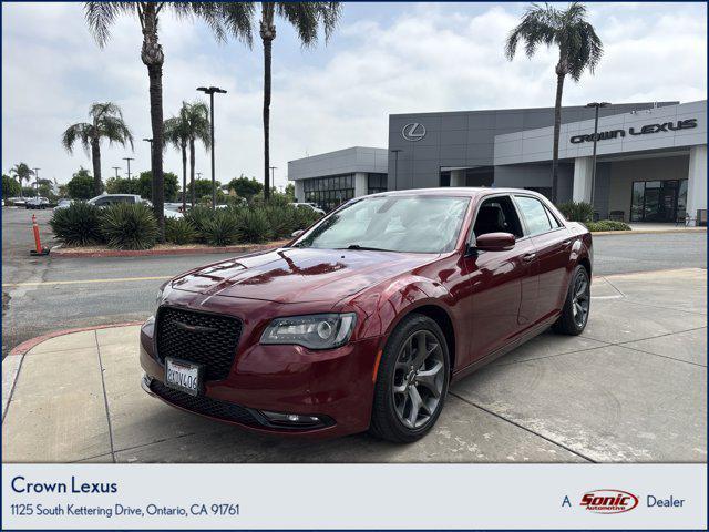 2021 Chrysler 300