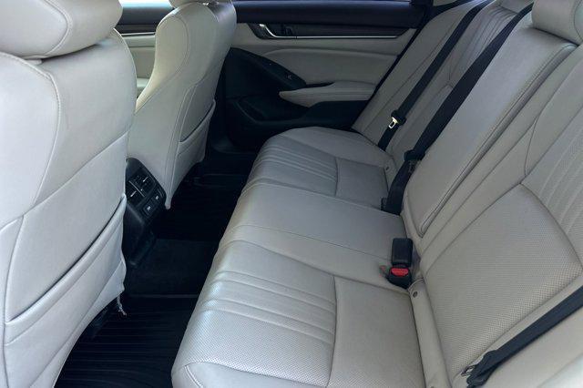 Photo of 2022 Platinum White Pearl Honda Accord Hybrid