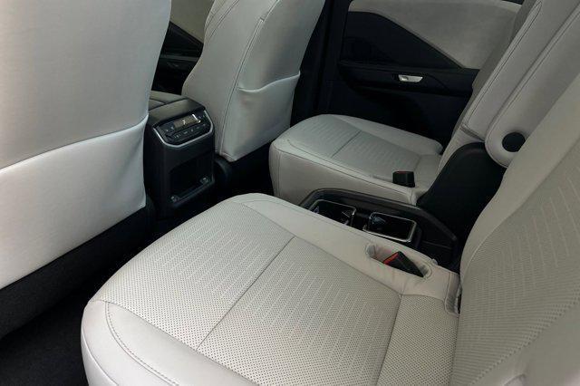 Photo of 2026 Wind Chill Pearl Lexus TX 350
