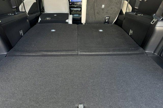 Photo of 2026 Wind Chill Pearl Lexus TX 350