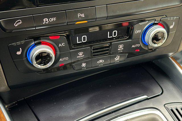 Photo of 2017 Blue Audi Q5
