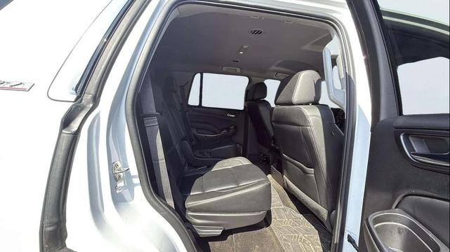 Photo of 2017 White Chevrolet Tahoe