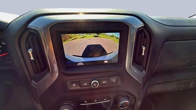 Photo of 2022 Summit White Chevrolet Silverado 2500