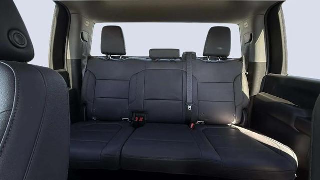 Photo of 2022 Summit White Chevrolet Silverado 2500