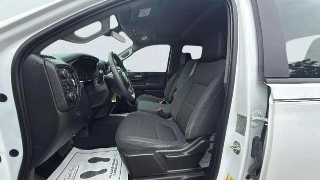 Photo of 2019 Summit White Chevrolet Silverado 1500