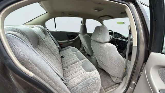 Photo of 2002 Burgundy Chevrolet Malibu