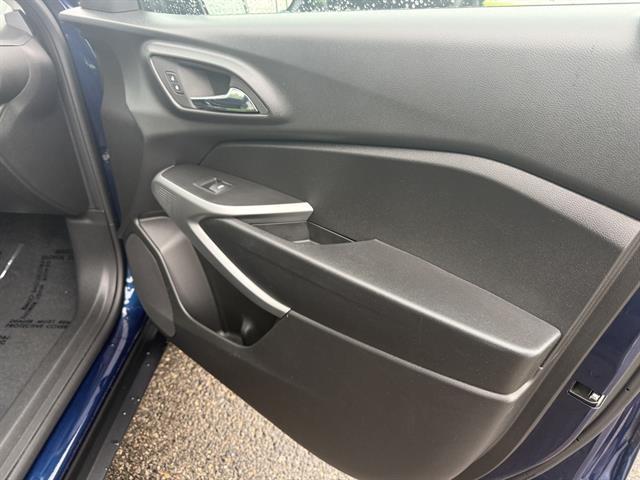 Photo of 2024 Blue Glow Metallic Chevrolet Trax