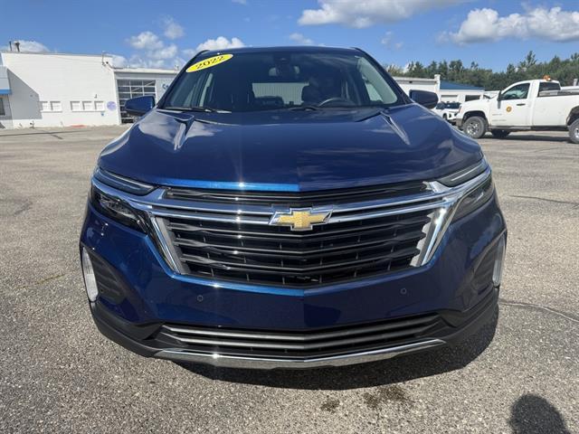 Photo of 2022 Blue Glow Metallic Chevrolet Equinox