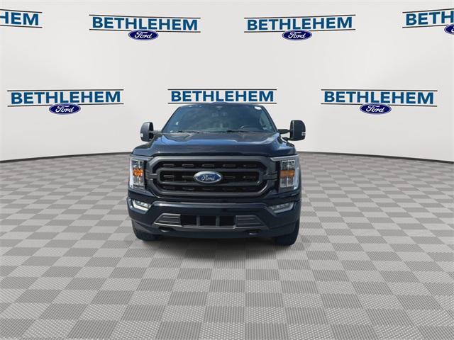 Photo of 2022 AGATE BLACK METALLIC Ford F-150