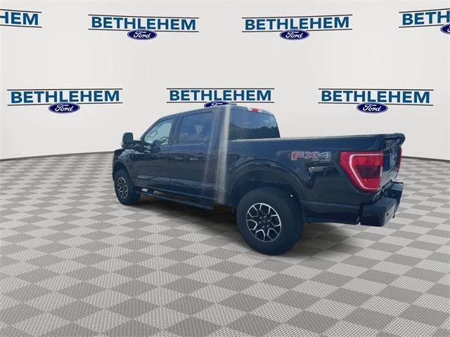Photo of 2022 AGATE BLACK METALLIC Ford F-150