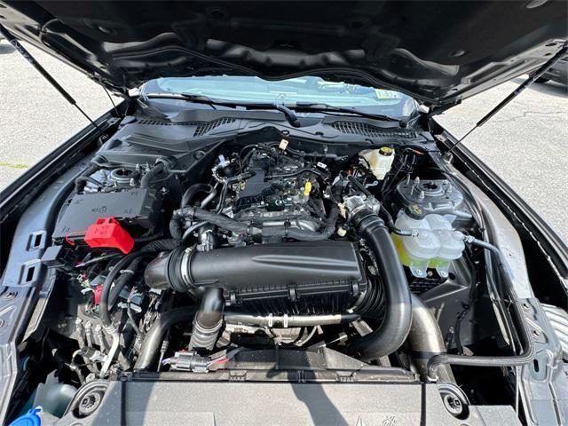 Photo of 2025 CARBONIZED GRAY METALLIC Ford Mustang
