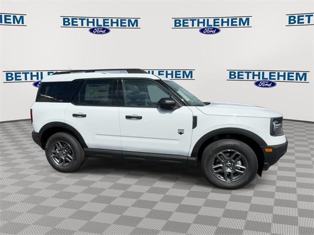 Photo of 2025 OXFORD WHITE Ford Bronco Sport