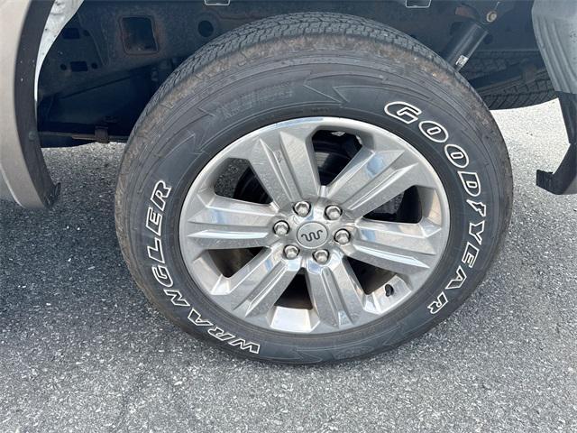 Photo of 2019 White Platinum Ford F-150