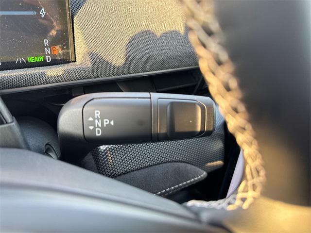 Photo of 2025 Star White Metallic Tri-Coat Ford Mustang Mach-E