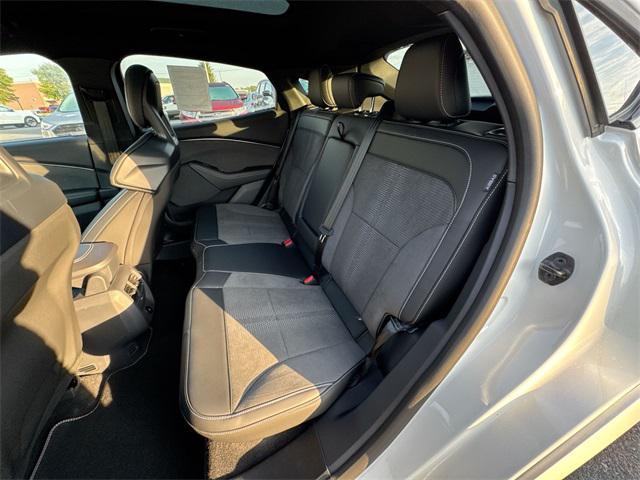Photo of 2025 Star White Metallic Tri-Coat Ford Mustang Mach-E