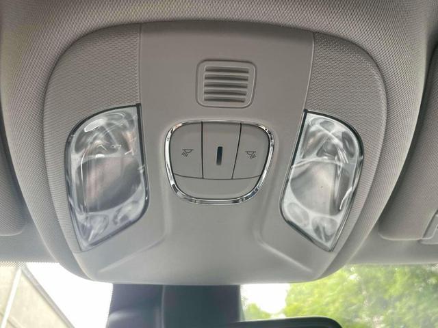 Photo of 2022 Diamond Black Jeep Compass