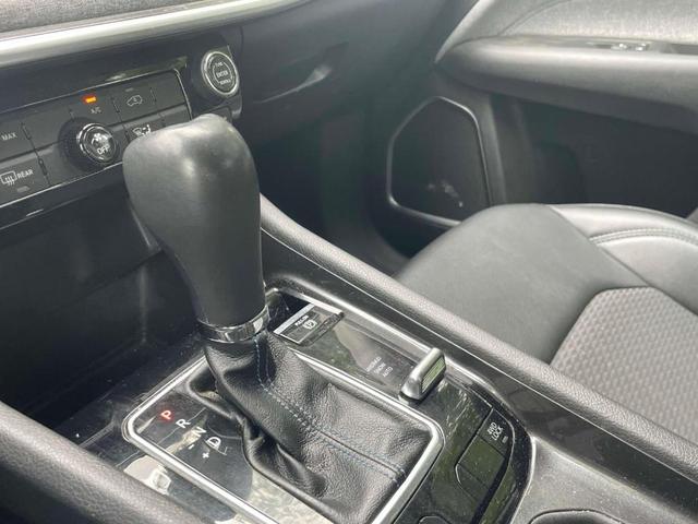 Photo of 2022 Diamond Black Jeep Compass