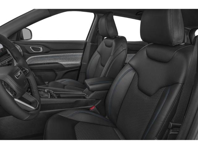 Photo of 2026 Diamond Black Jeep Compass