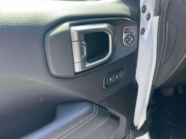Photo of 2022 Bright White Clearcoat Jeep Wrangler Unlimited 4xe