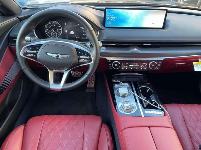 Photo of 2024 Makalu Gray Genesis G80