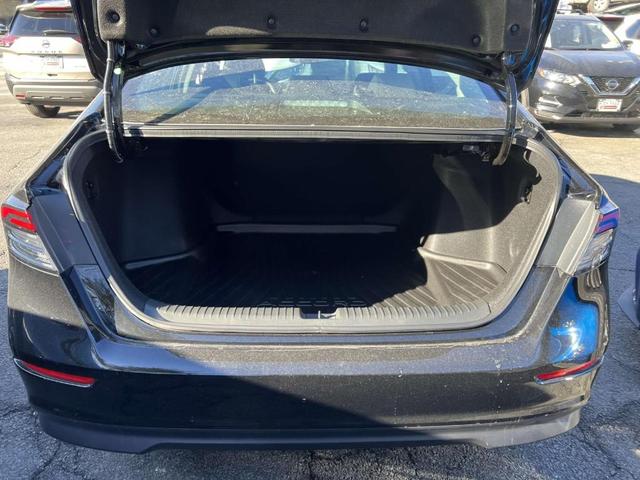 Photo of 2024 Crystal Black Pearl Honda Accord