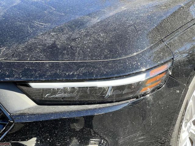 Photo of 2024 Crystal Black Pearl Honda Accord