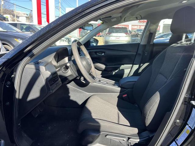 Photo of 2024 Crystal Black Pearl Honda Accord