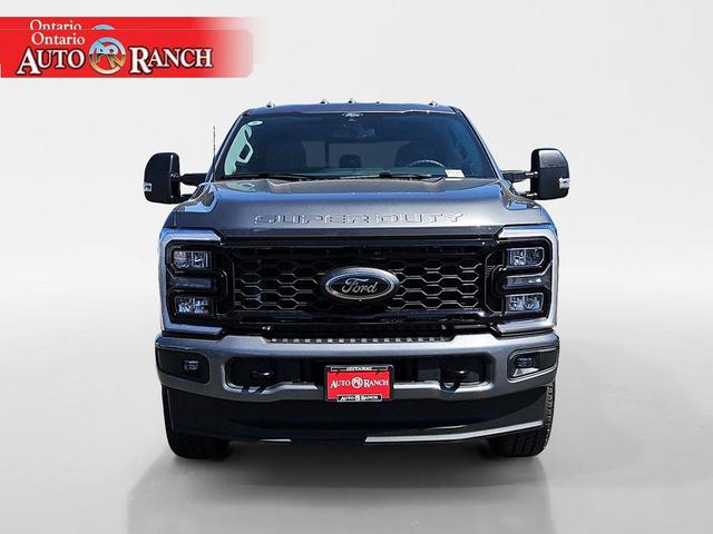 Photo of 2025 Carbonized Gray Metallic Ford F-350