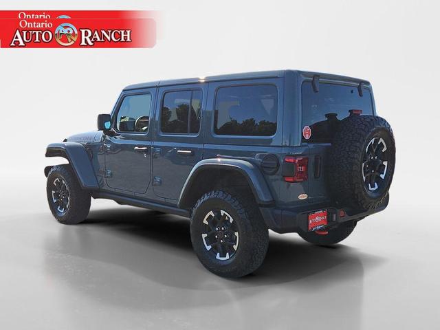 Photo of 2025 Anvil Clearcoat Jeep Wrangler