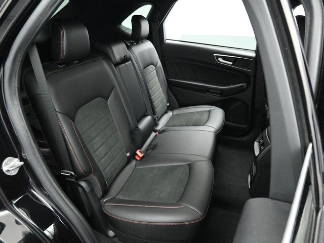 Photo of 2021 Black Ford Edge
