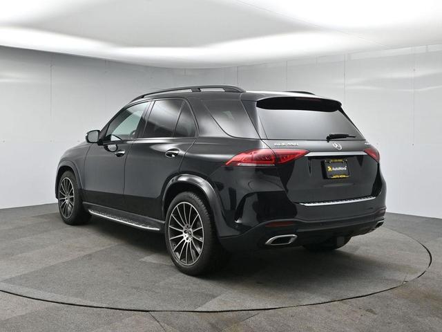 Photo of 2023 Black Mercedes-Benz GLE 450