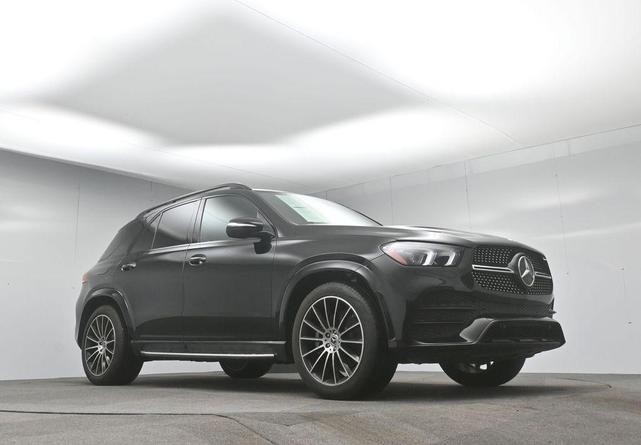 Photo of 2023 Black Mercedes-Benz GLE 450