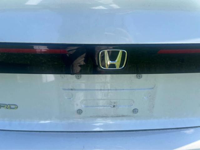 Photo of 2023 Platinum White Pearl Honda Accord Hybrid