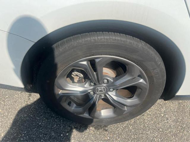 Photo of 2023 Platinum White Pearl Honda Accord Hybrid