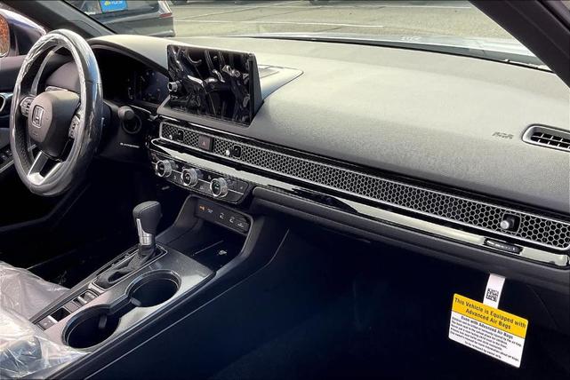 Photo of 2025 White Honda Civic Hybrid