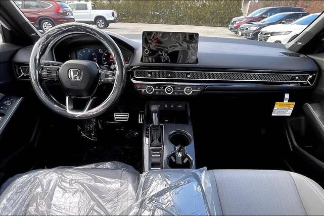 Photo of 2025 White Honda Civic Hybrid