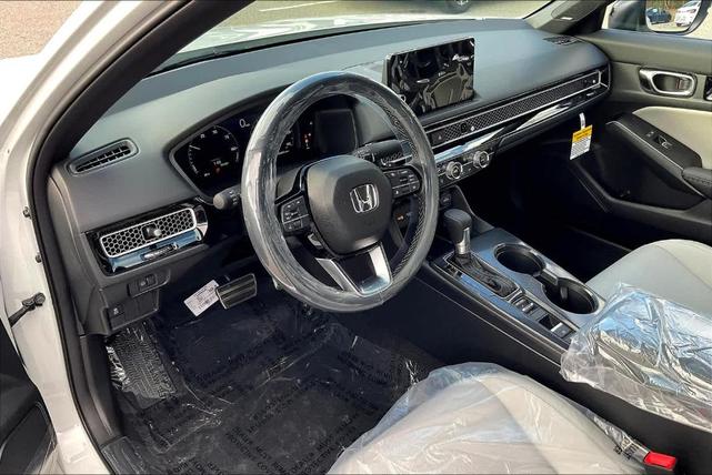 Photo of 2025 White Honda Civic Hybrid