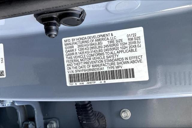 Photo of 2022 Sonic Gray Pearl Honda Pilot