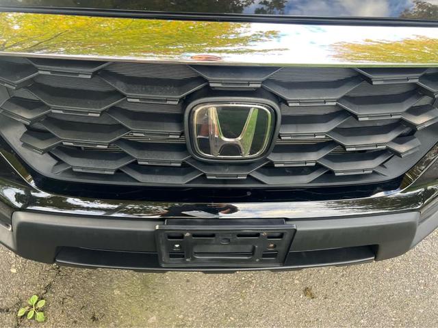 Photo of 2022 Crystal Black Pearl Honda Passport
