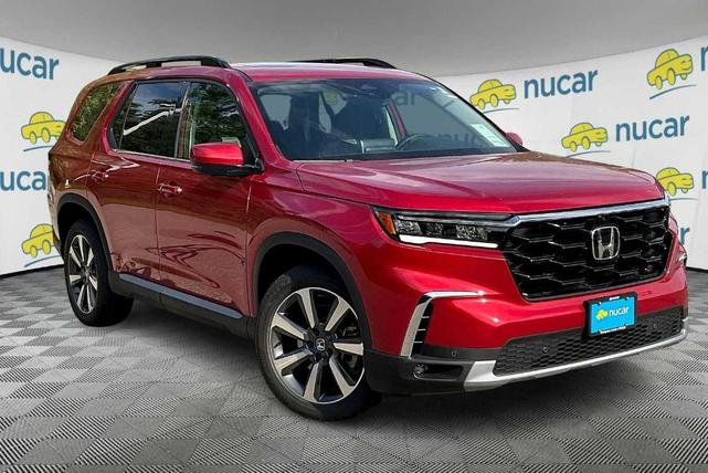 Photo of 2025 Red Honda Pilot