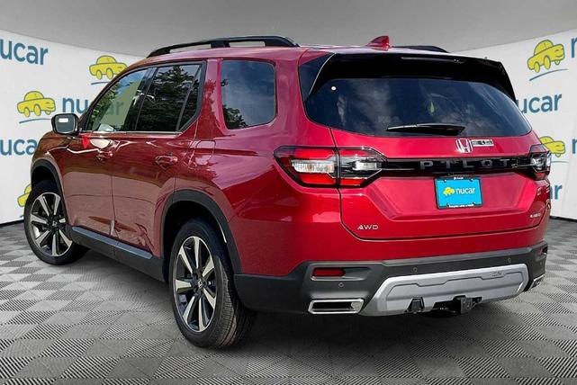 Photo of 2025 Red Honda Pilot